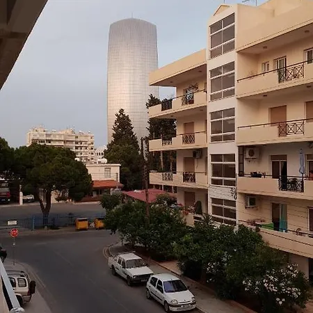 Foloune B2 * לימסול
